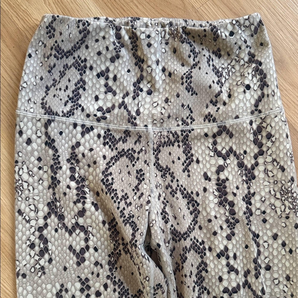 Varley Snakeskin Print Leggings Activewear Small - Picture 2 of 4